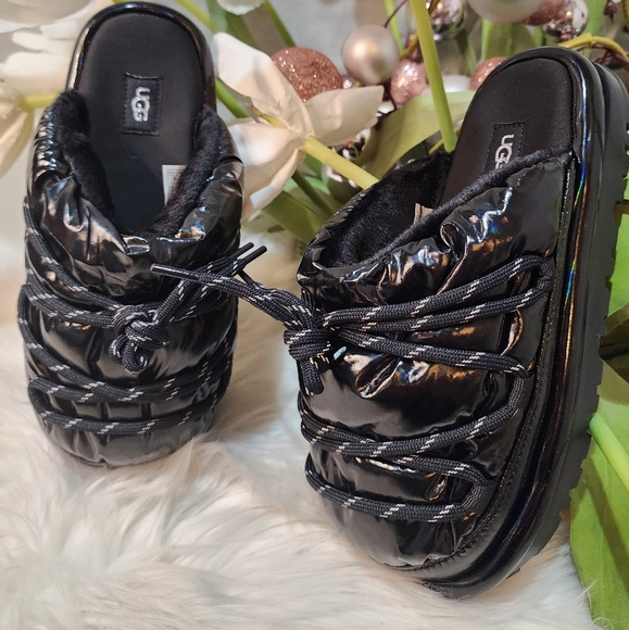 UGG Hi Shine Spaceslider WomenSlide 'Black' 1149033-BLKnew